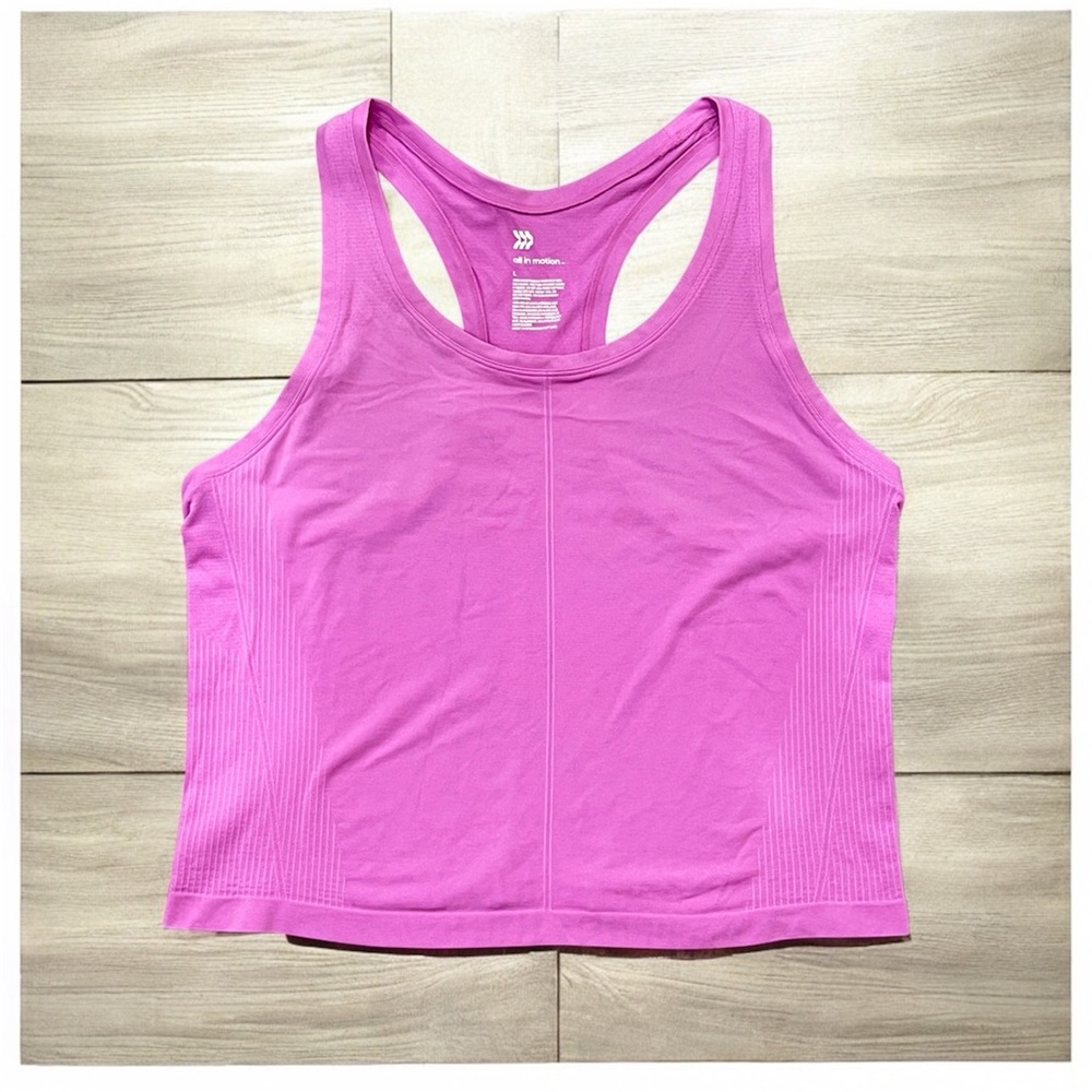 “All in Motion” Seamless Ribbed Racerback Cropped Tank